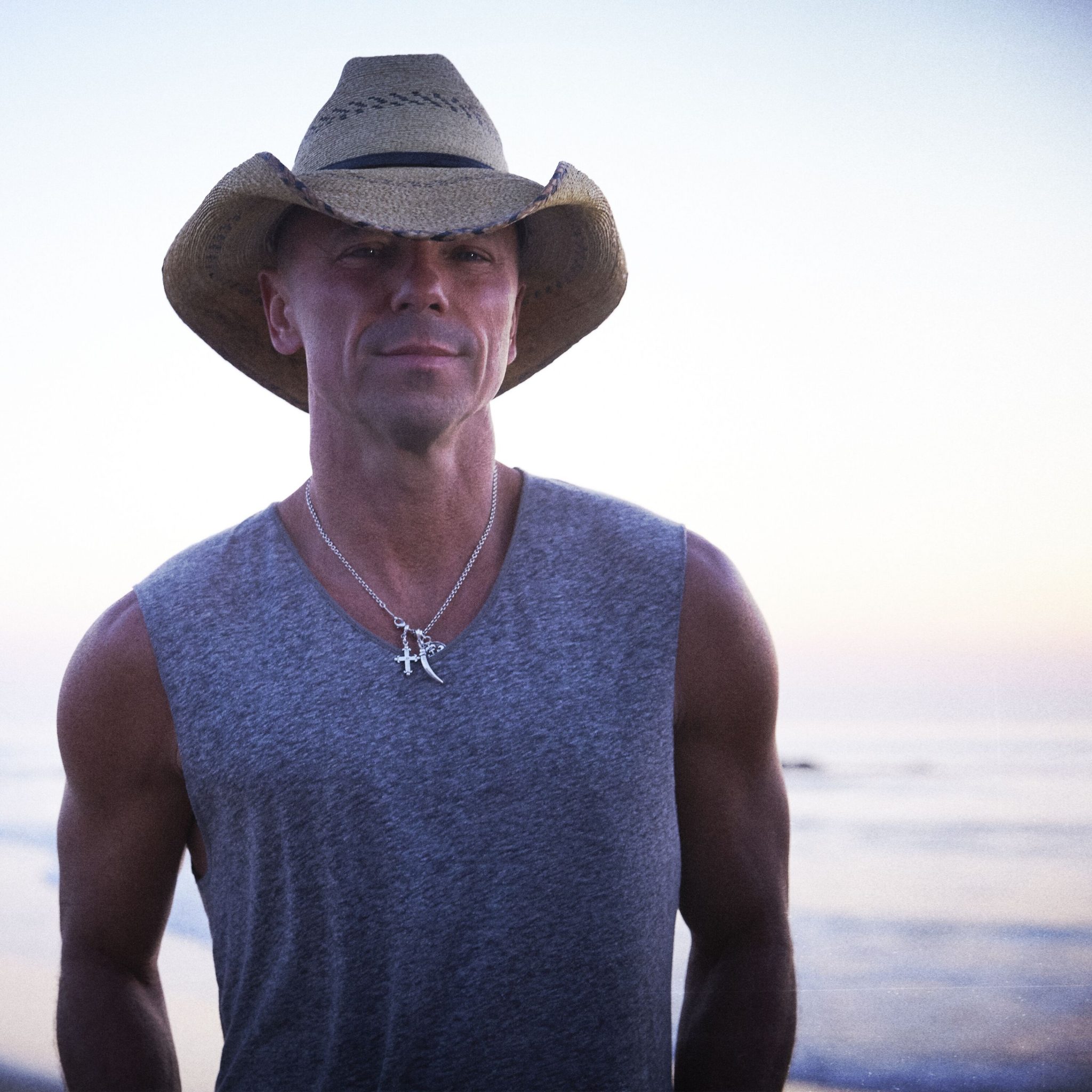kenny-chesney-celebrates-here-and-now-with-no-shoes-nation-a